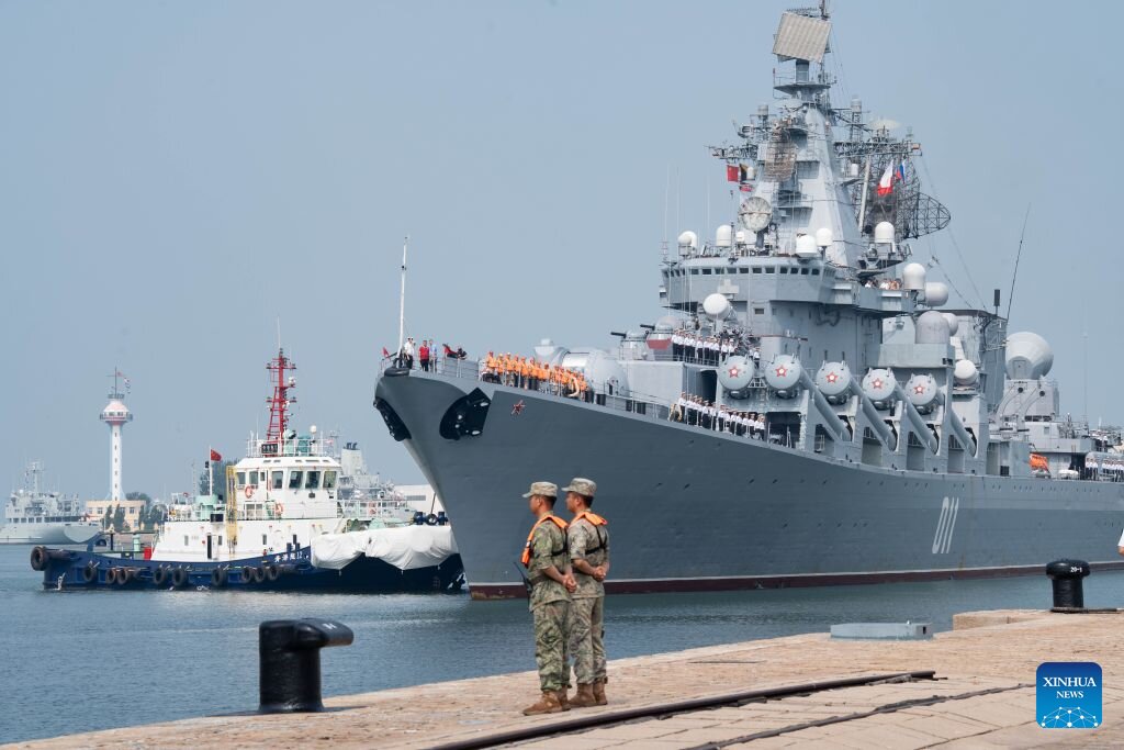 Images from July 5 show the Russian missile cruiser Varyag participating in the naval exercise "Joint Sea-2026", docking at a military port in Qingdao, Shandong province, eastern China. Photo: Xinhua