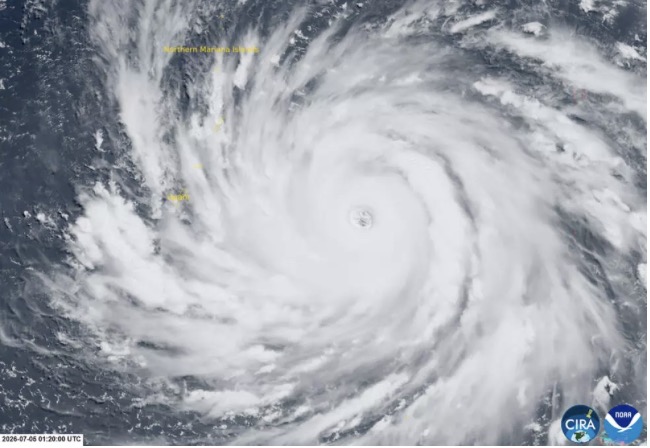 Super typhoon Ba Vi. Photo: NOAA
