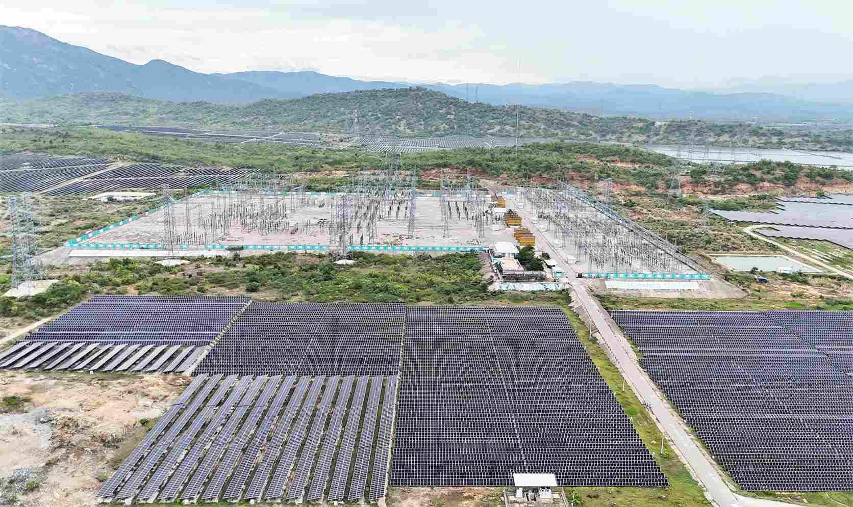 Hai dự án điện mặt trời vừa được tỉnh Lâm Đồng chấp thuận chủ trương đầu tư trị giá hơn 5.700 tỉ đồng. Ảnh: Phúc Khánh