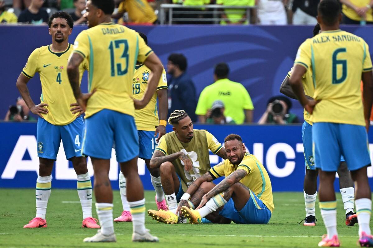 The World Cup is still an unfinished dream for Neymar in the Brazilian national team jersey. Photo: AFP