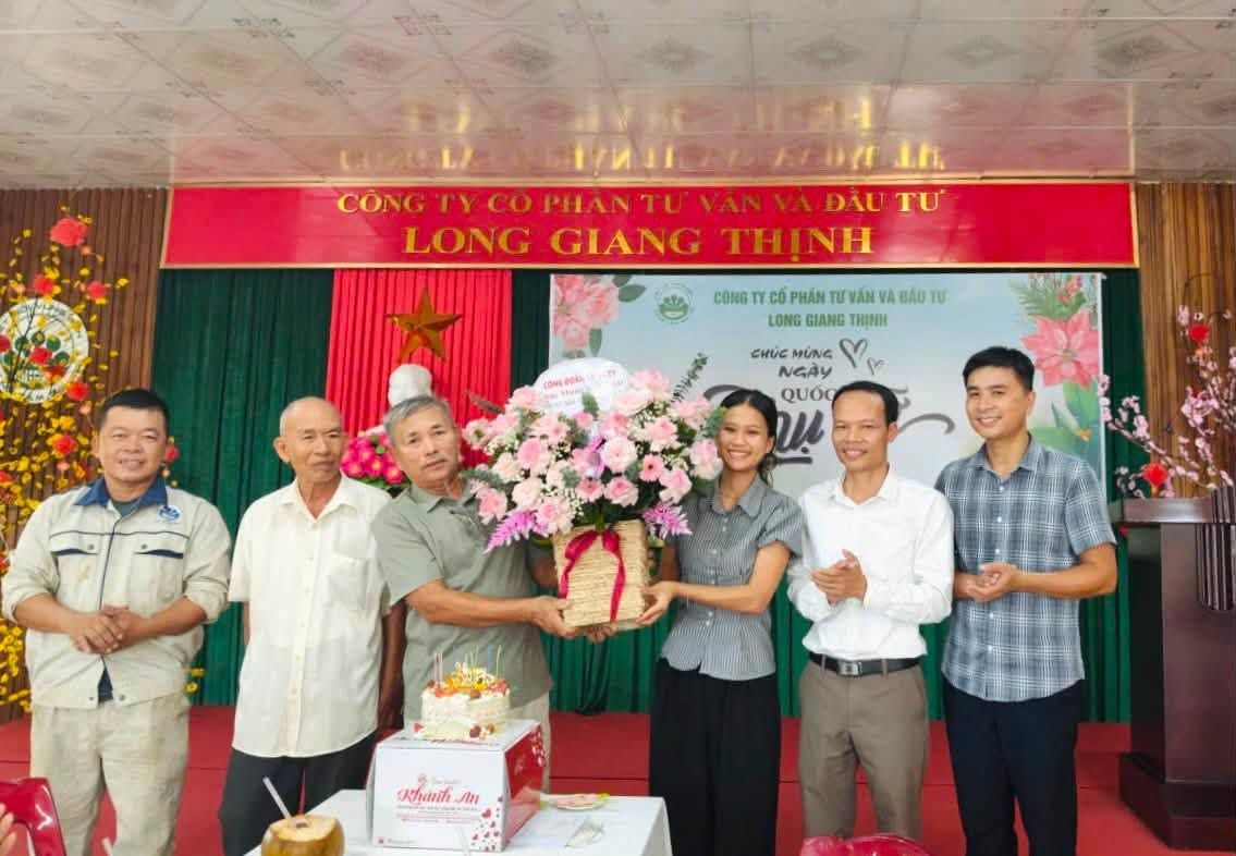 Long Giang Thinh Trade Union connects union members from practical activities. Photo: Quang Tri Trade Union