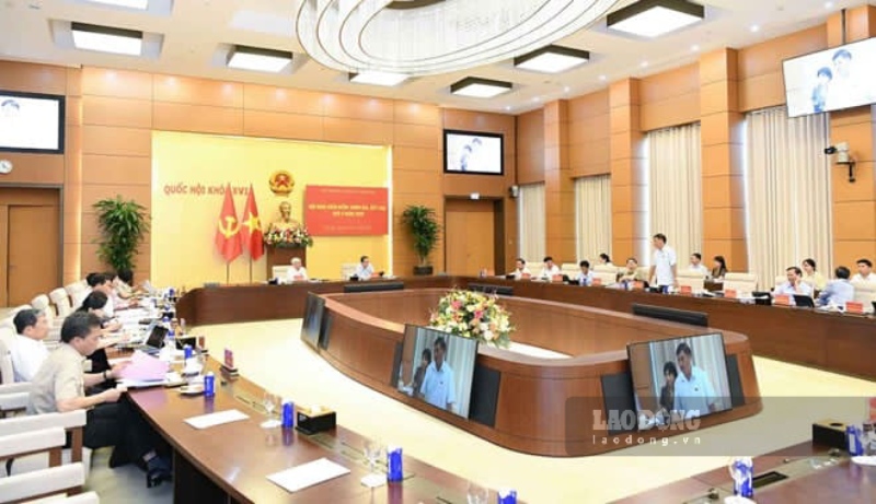The National Assembly Standing Committee approved a resolution to establish the Digital Transformation Department under the National Assembly Office to promote innovation, digital transformation and AI application. Photo: Vu Hieu.