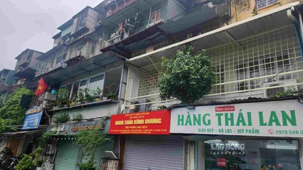 Hanoi propone abolir las regulaciones sobre la renovación de antiguos edificios de apartamentos. Foto: Minh Hạnh