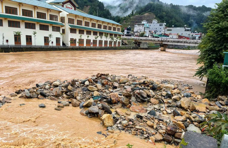 Heavy rain causes flooding in many places in Mu Cang Chai. Photo: CACC