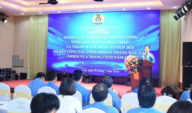 Overview of the conference. Photo: Vietnam Trade Union of Industry and Trade