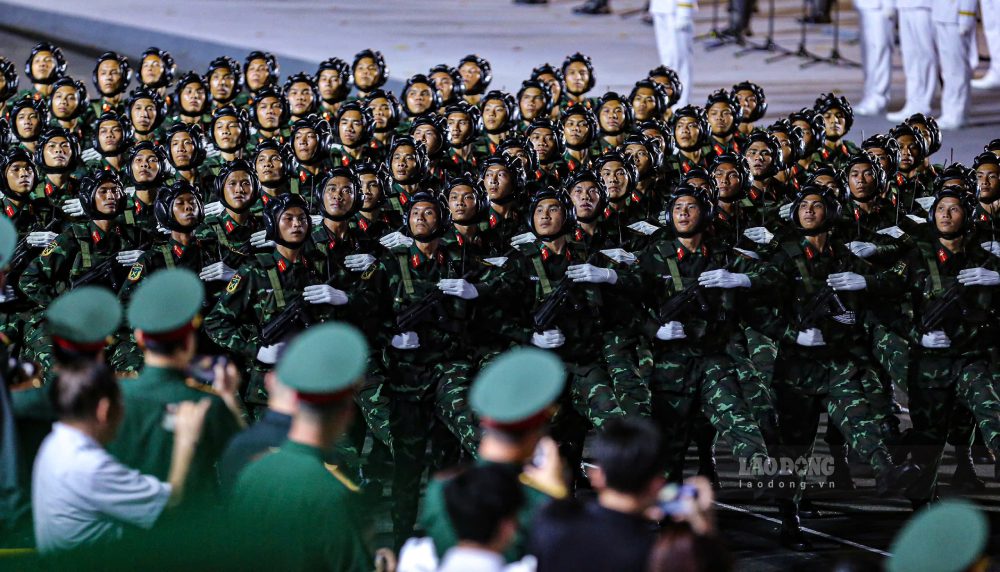 Supplementing the draft Law amending 9 laws on military and defense into the 2026 legislative agenda. Photo: Pham Dong