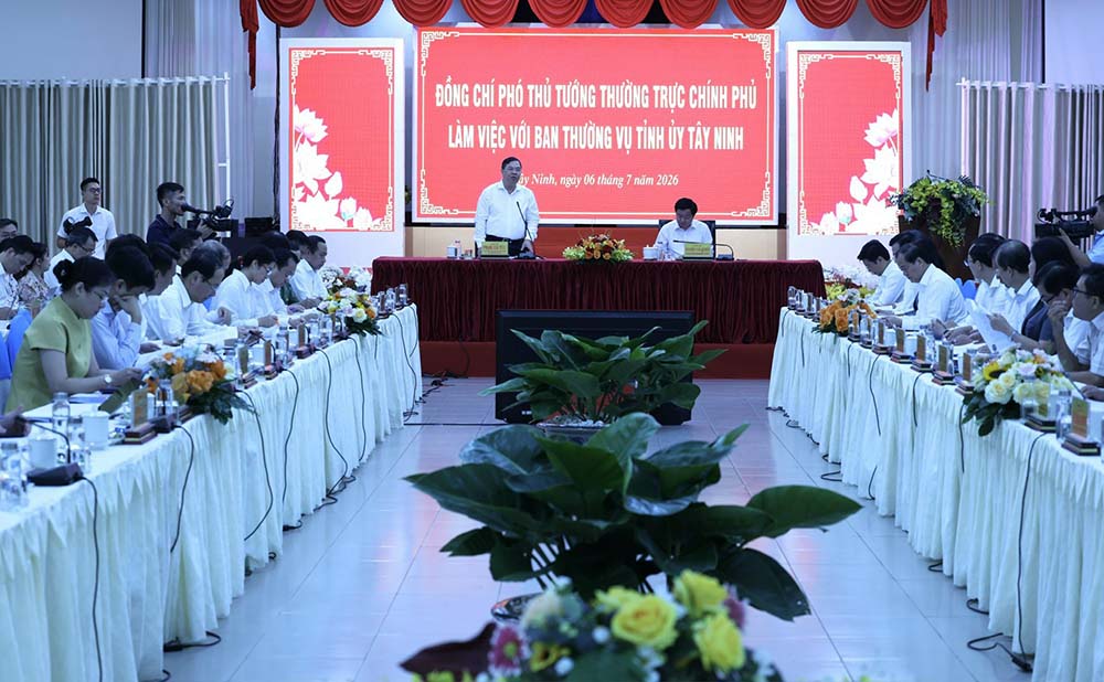 Phó Thủ tướng Thường trực Phạm Gia Túc làm việc với Ban Thường vụ Tỉnh ủy Tây Ninh. Ảnh: VGP