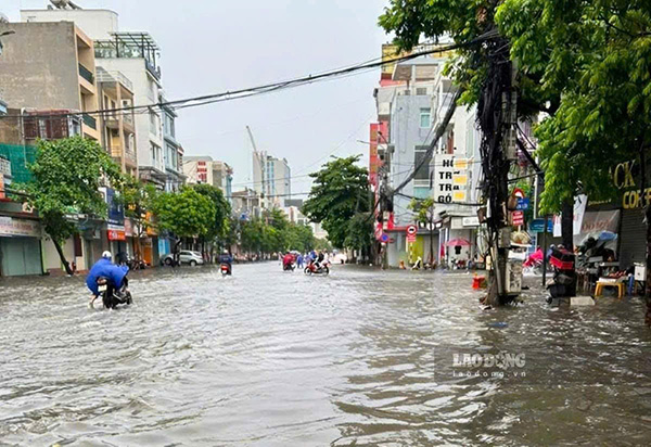 Hải Phòng déploie des mesures de lutte contre les inondations. Photo: Hoàng Khôi