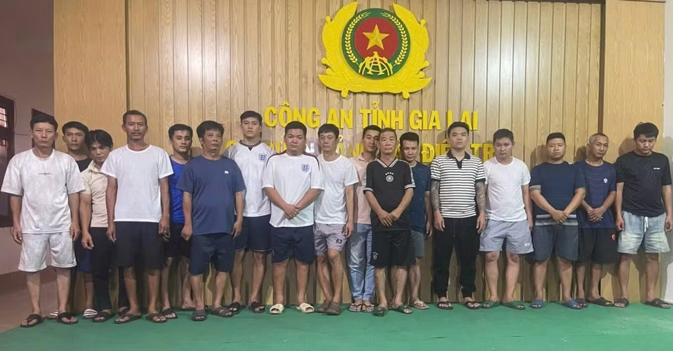 Công an tỉnh Gia Lai bắt giữ, triệu tập nhiều đối tượng liên quan đường dây cá độ bóng đá mùa World Cup 2026. Ảnh: Công an cung cấp