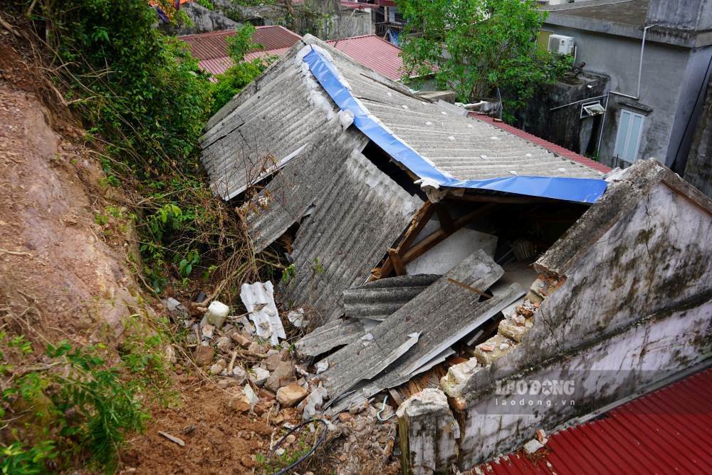 Người dân ở Đồ Sơn bị ảnh hưởng từ sau bão Yagi 2024. Ảnh: Hoàng Khôi