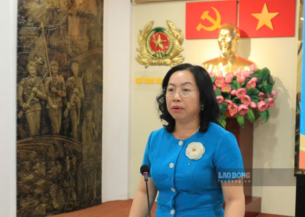 La Sra. Thai Thu Xuong, Vicepresidenta de la Confederación General del Trabajo de Vietnam, apreció los resultados que las unidades del Bloque han logrado en los primeros 6 meses de 2026. Foto: Quynh Chi