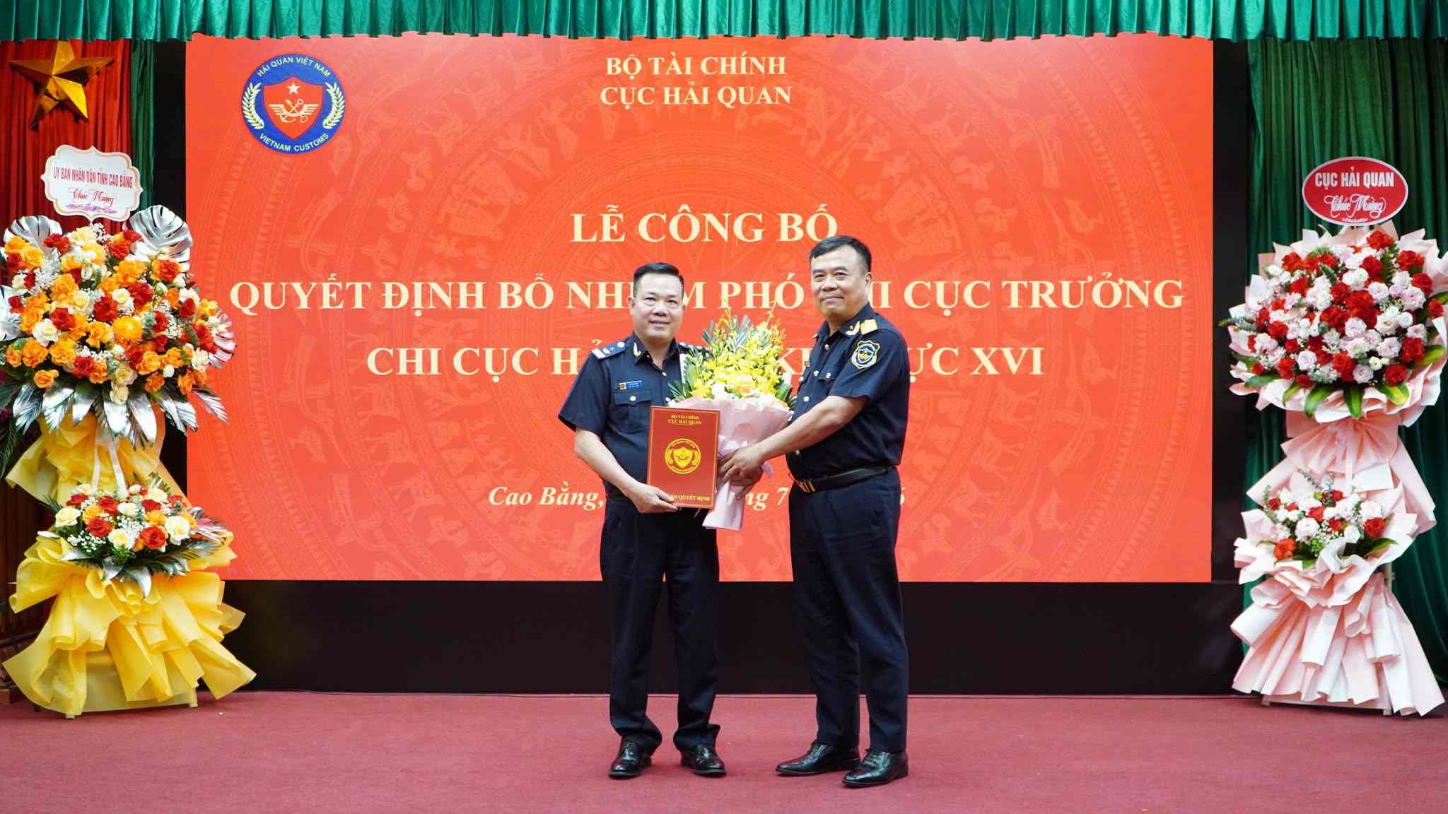 Sub-Department of Customs Region XVI consolidates the apparatus after arrangement. Photo: Customs Region XVI