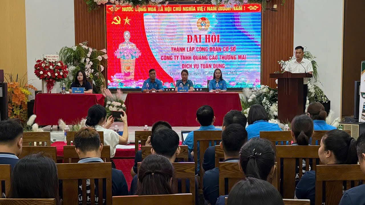 Congress establishing the grassroots Trade Union of Tuan Dung Advertising, Trading and Service Co., Ltd. Photo: Tuyen Quang Trade Union