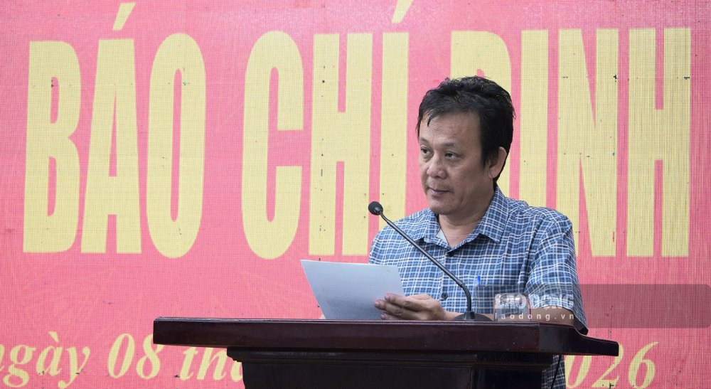 Ông Nguyễn Đức Duy, Phó Giám đốc Sở Nông nghiệp và Môi trường tỉnh An Giang cung cấp thông tin tại họp báo. Ảnh: Nguyên Anh