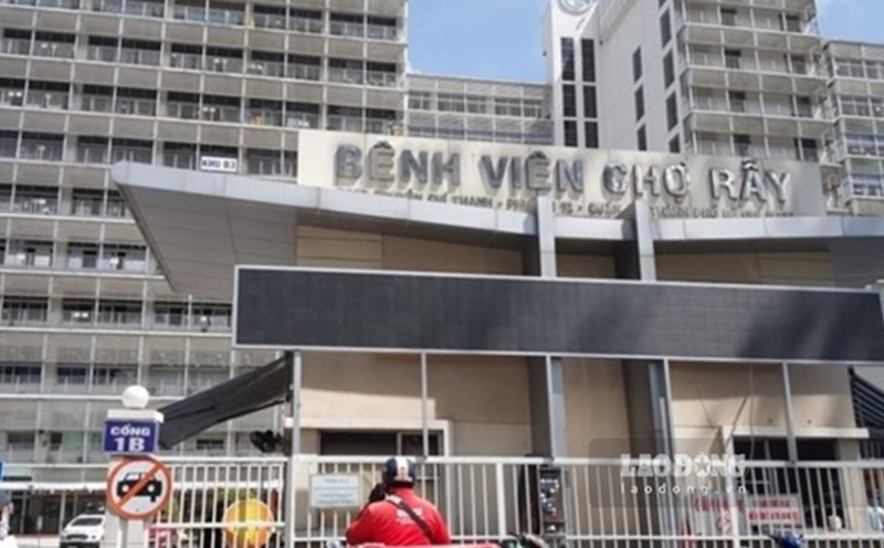 Cho Ray Hospital in Ho Chi Minh City issues decision to handle violations in drug bidding activities 2026. Photo: Anh Tu