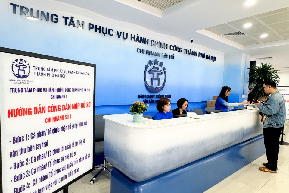 Hanoi City Public Administration Service Center. Photo: Hanoi City People's Committee