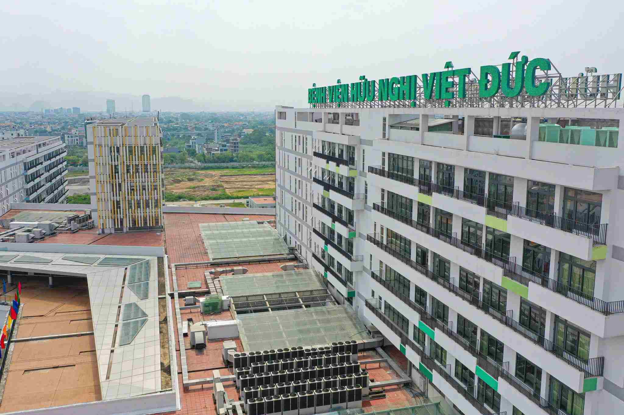 Sau nhiều năm chờ đợi, ngày 9.7.2026, Bệnh viện Hữu nghị Việt Đức cơ sở Ninh Bình chính thức đi vào hoạt động. Trước đó, vào ngày 19.12.2025 bệnh viện đã khai trương. Ảnh: Bệnh viện cung cấp