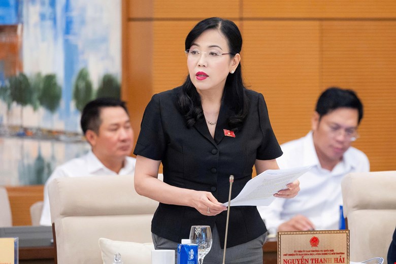 Chairman of the Committee for Science, Technology and Environment Nguyen Thanh Hai said that there should be regulations to strictly control urban design for large-scale real estate projects invested by private individuals. Photo: Quochoi. vn