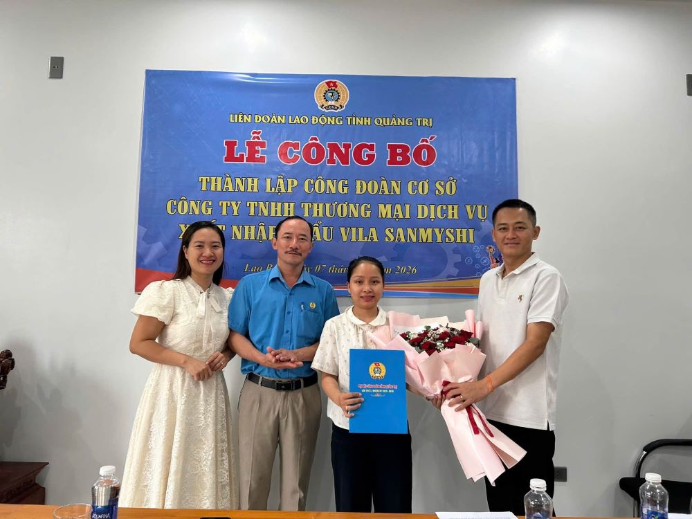 Quang Tri establishes grassroots trade union with 8 union members. Photo: Quang Tri Trade Union