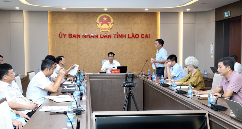 Overview of the working session. Photo: Lao Cai Information Portal