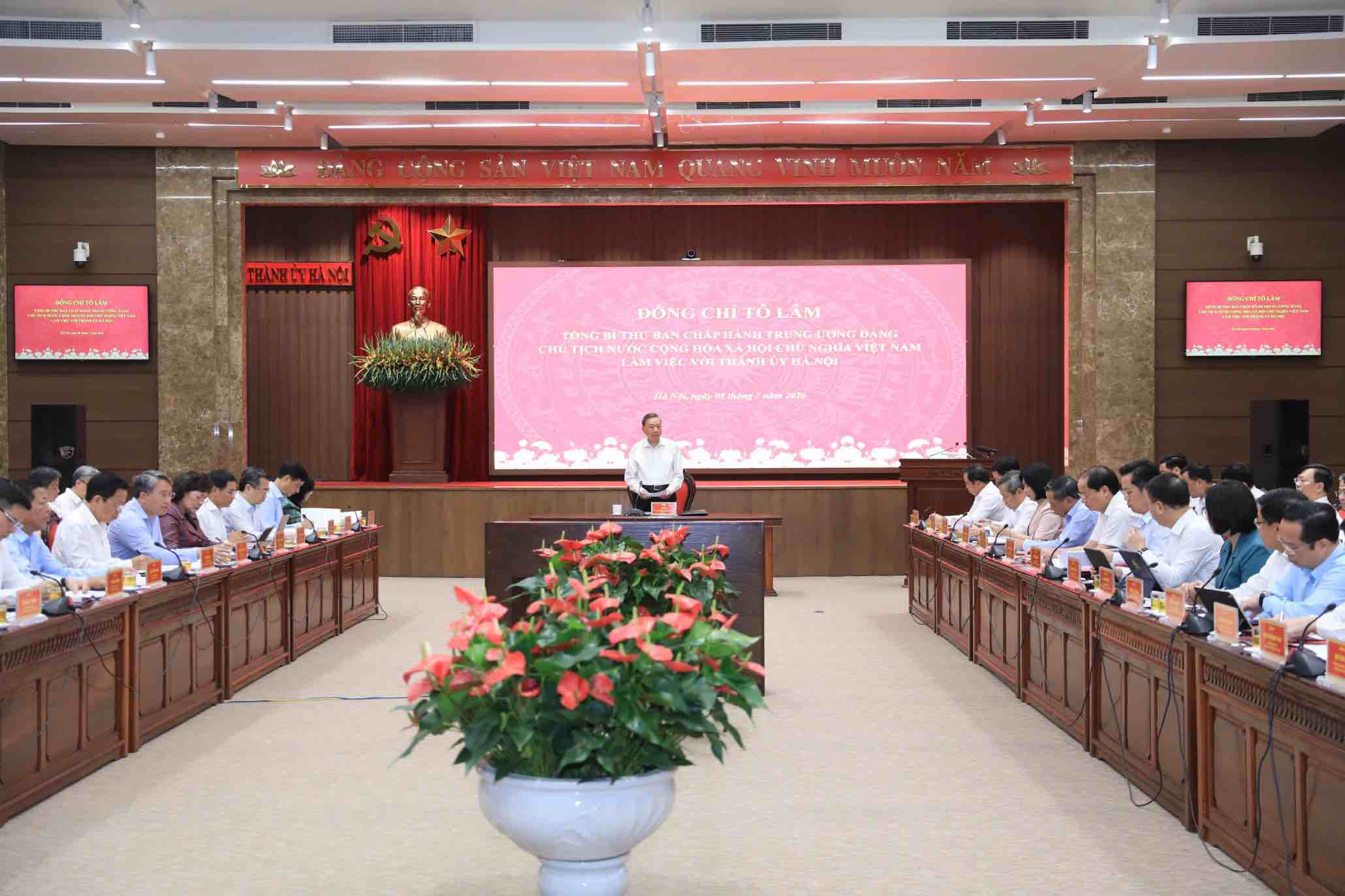 Tổng Bí thư, Chủ tịch nước Tô Lâm chủ trì cuộc làm việc với Thành ủy Hà Nội. Ảnh: UBND TP Hà Nội
