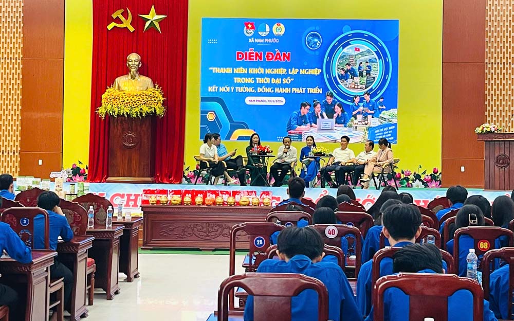 Công đoàn xã Nam Phước phối hợp tổ chức diễn đàn “Thanh niên khởi nghiệp, lập nghiệp trong thời đại số - Kết nối ý tưởng, đồng hành phát triển“. Ảnh: Công đoàn Nam Phước cung cấp.