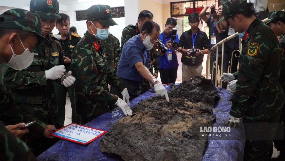Up to now, the total number of martyrs' remains found and collected in the Le Thi Rieng Park area has reached 16. Photo: Anh Tu