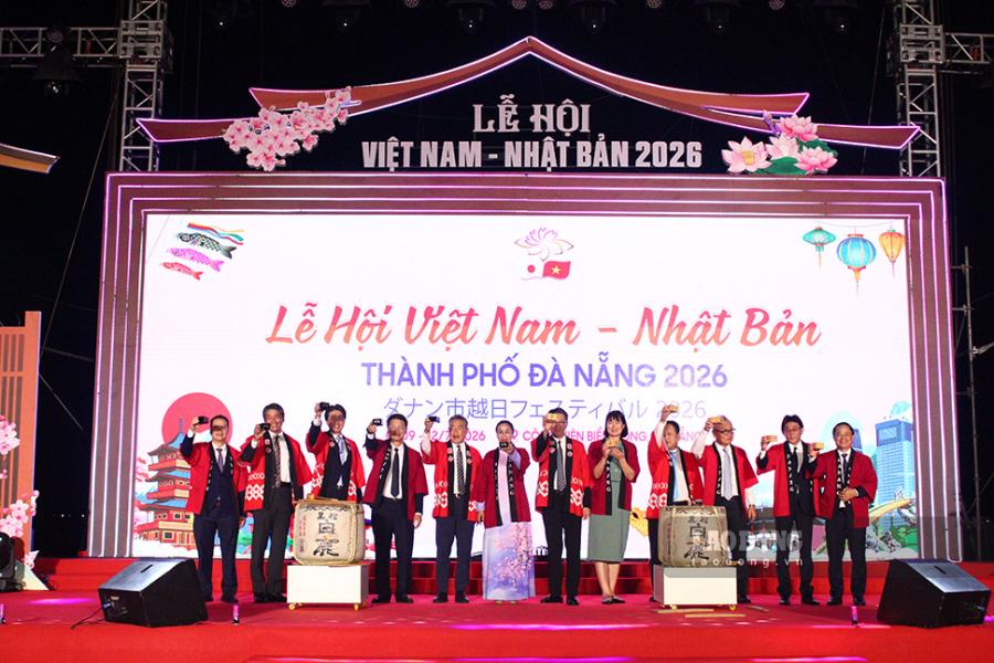 El Festival Vietnam - Japón 2026 se lleva a cabo en el Parque Biển Đông, ciudad de Đà Nẵng del 9 al 12 de julio. 7. Foto: Thanh Huyền