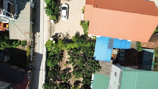 Land with a red book is agricultural land, when converted to residential land, land use fees may be reduced. Photo: Xuyen Dong