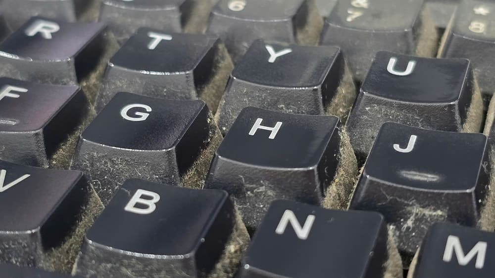 Keyboards are one of the devices that are potentially dangerous for young children. Photo: Tuan Dat
