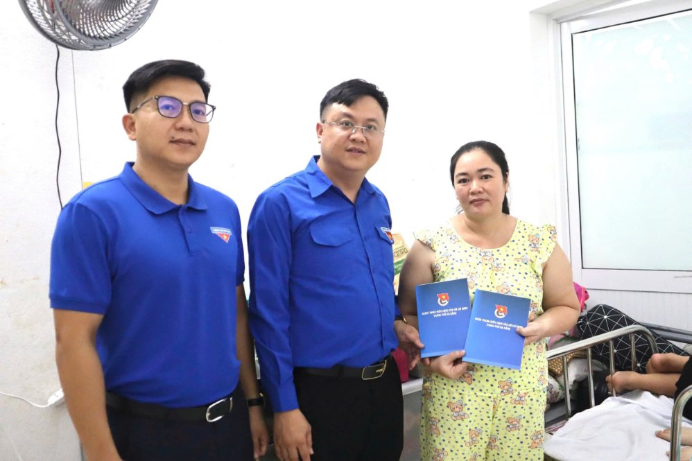 Những hoạt động ý nghĩa sau lễ phát động. Ảnh: Thành Đoàn Đà Nẵng