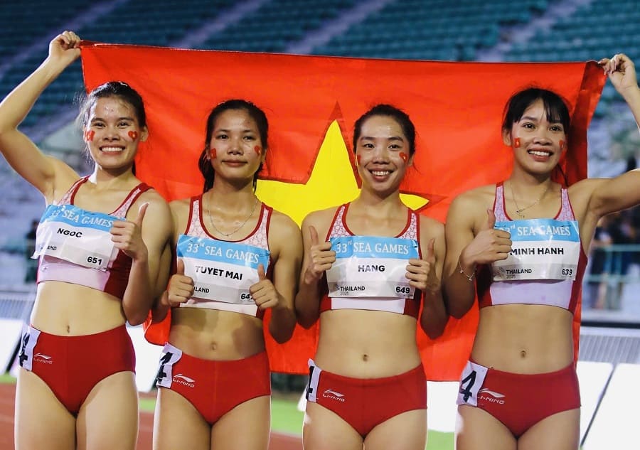 The women's 4x400m relay team of Vietnamese athletics is being professionally prepared most thoroughly. Photo: Minh Dan