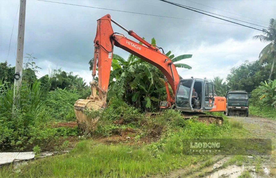 Dự án kè chống sạt lở suối Chuồng Bò (xã Cát Tiên) có tổng mức đầu tư 19,5 tỉ đồng. Ảnh: Phúc Khánh
