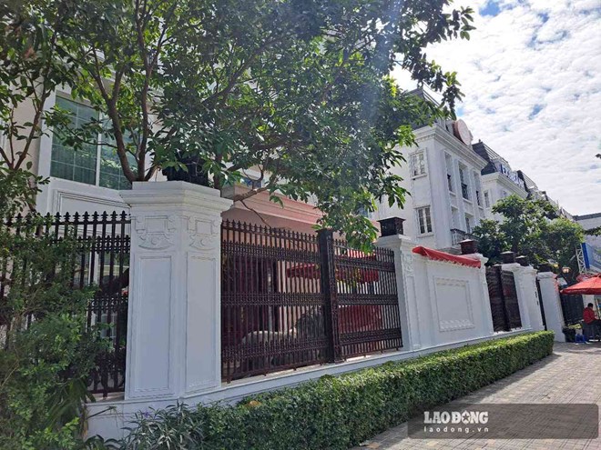 Landed house and villa prices simultaneously decrease. Photo: Binh Nguyen