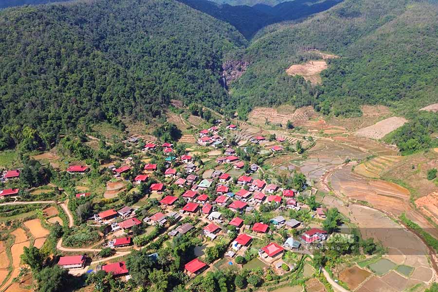 Dien Bien province is creating a foundation for developing forest carbon credits. Photo: Quang Dat