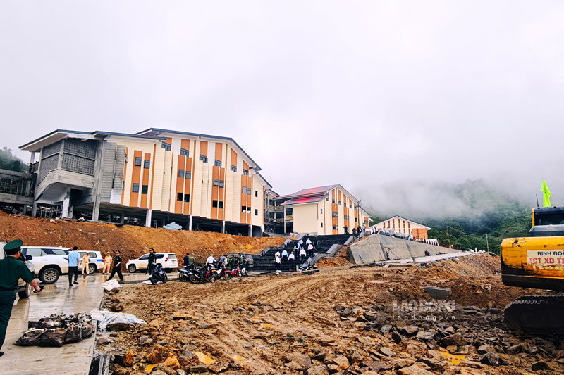 4 ethnic minority boarding schools in border communes of Lao Cai are being accelerated. Photo: Dinh Dai