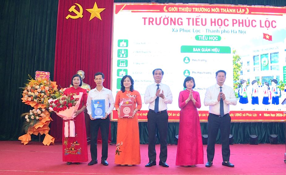 Phuc Loc commune (Hanoi) announces decisions on arranging and reorganizing public educational institutions. Photo: Phuc Loc commune electronic information page