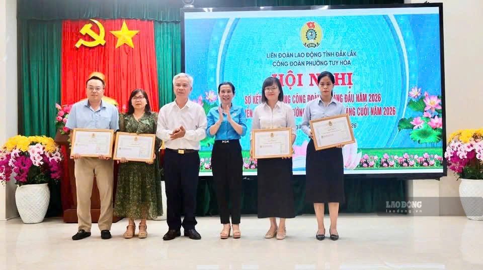 Dak Lak Provincial Trade Union has been and is investing resources to develop union members and establish grassroots trade unions in non-state-owned enterprises. Photo: Dak Lak Trade Union