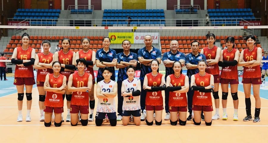 The Vietnamese women's volleyball team will select 14 best players to participate in the 2026 Asian Championship. Photo: VFV