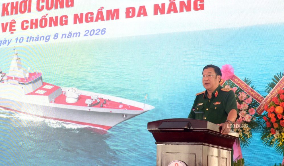 Senior Lieutenant General Pham Hoai Nam, Deputy Minister of National Defense, spoke at the groundbreaking ceremony in Da Nang on the 10th. 8. Photo: An Thuong