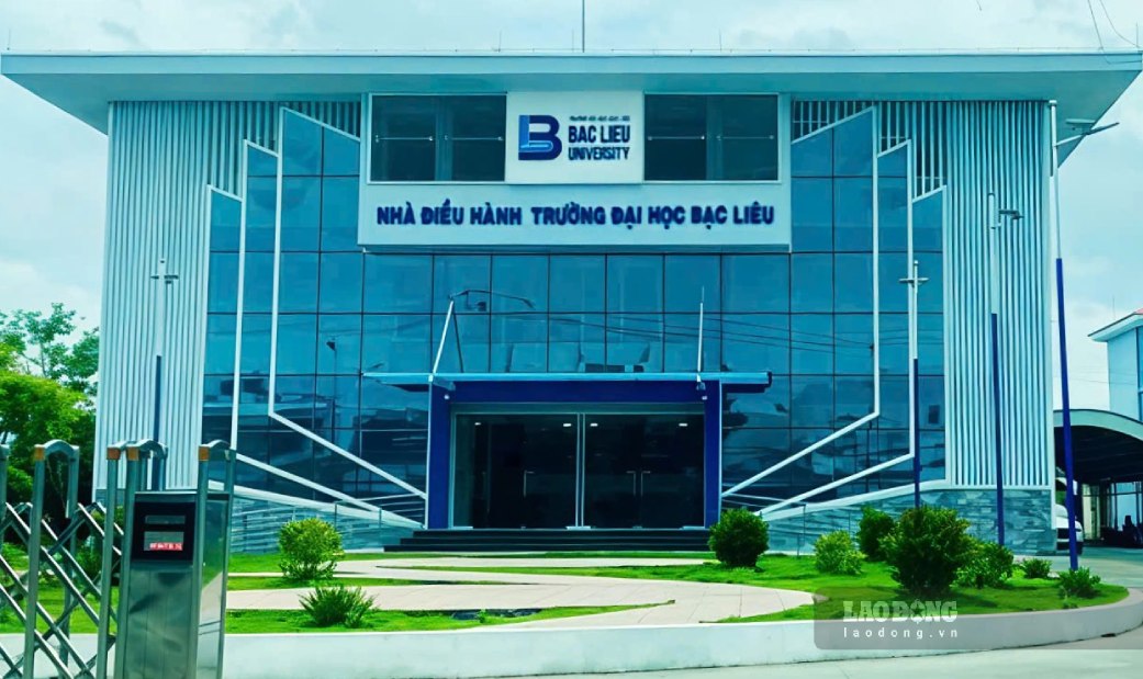 Bac Lieu University announces benchmark scores, Mathematics Pedagogy has the highest score. Photo: Nhat Ho.