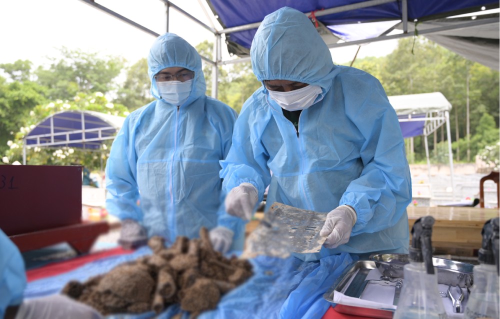 An Giang is actively implementing the 500-day and night Campaign to promote the search, repatriation and identification of martyrs' remains. Photo: Phuong Vu/An Giang Military Command