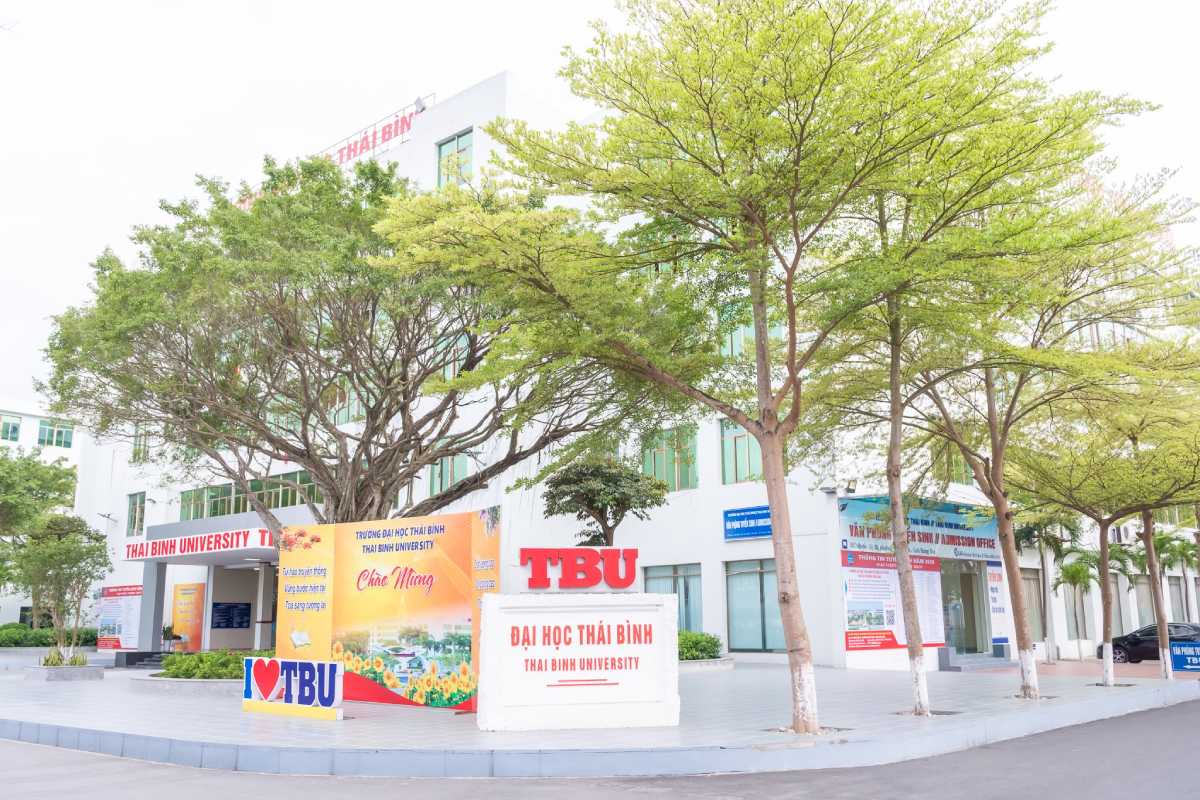 Thai Binh University announces the benchmark scores for regular university admission in the first phase of 2026. Photo: Thai Binh University