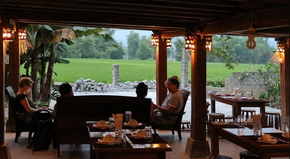 Sau mưa lũ, sạt lở, các homestay ở vùng cao bắt đầu đón khách trở lại. Ảnh: Hà Trung
