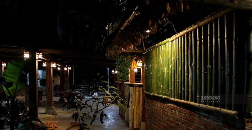 Hầu hết các homestay tại đây vẫn giữ nguyên kiến trúc truyền thống. Ảnh: Hà Trung