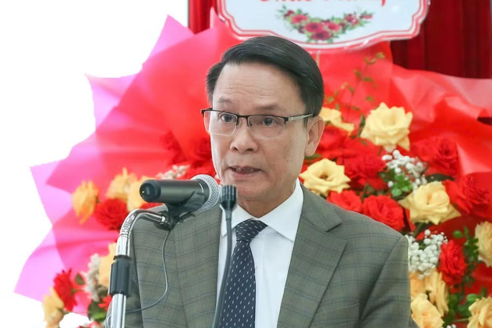 Mr. Nguyen Duc Loi - Chairman of the Vietnam - Spain Friendship Association, term III - delivered the opening speech at the Congress.