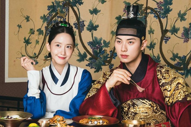 “Ngự trù của bạo chúa” do Yoona và Lee Chae Min đóng chính gây sốt khán giả toàn cầu. Ảnh: Netflix