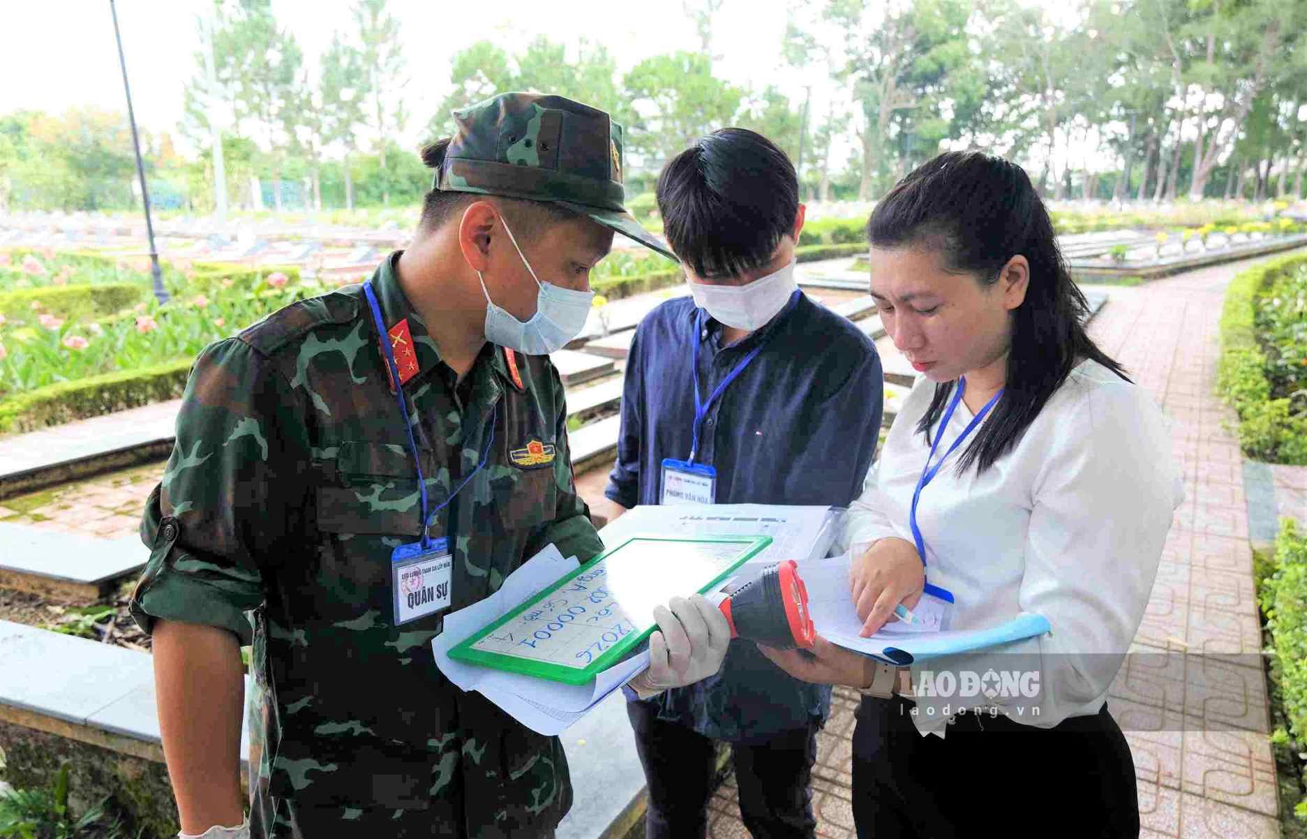 Các lực lượng cùng phối hợp số hóa chặt chẽ để bảo đảm thông tin chính xác, không nhầm lẫn. Ảnh: Thần Hy