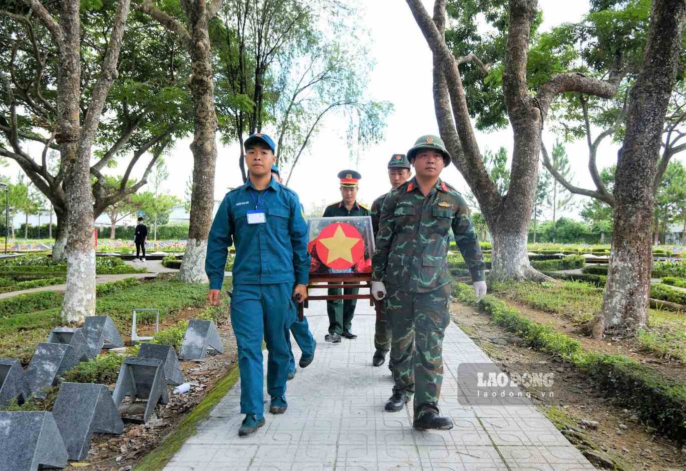 Lam Dong completes DNA sampling of martyrs' remains at 11 cemeteries, 3 months ahead of schedule. Photo: Phuc Khanh