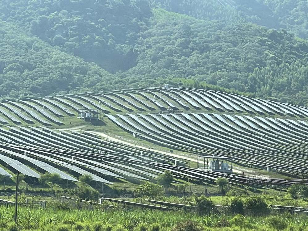 Khanh Hoa opens doors to invite investors for 20 power projects. Photo: Phuong Linh
